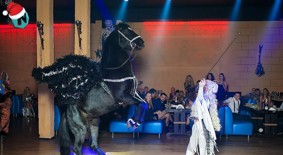 Основной зал — Клуб-ресторан Фараон