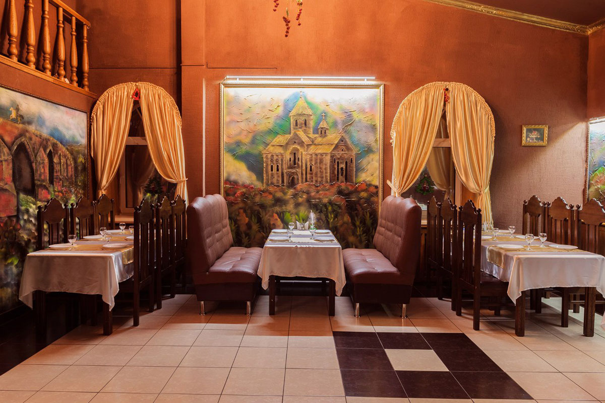 Основной зал — Клуб-ресторан Замок