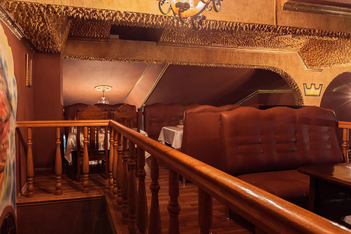 Основной зал — Клуб-ресторан Замок