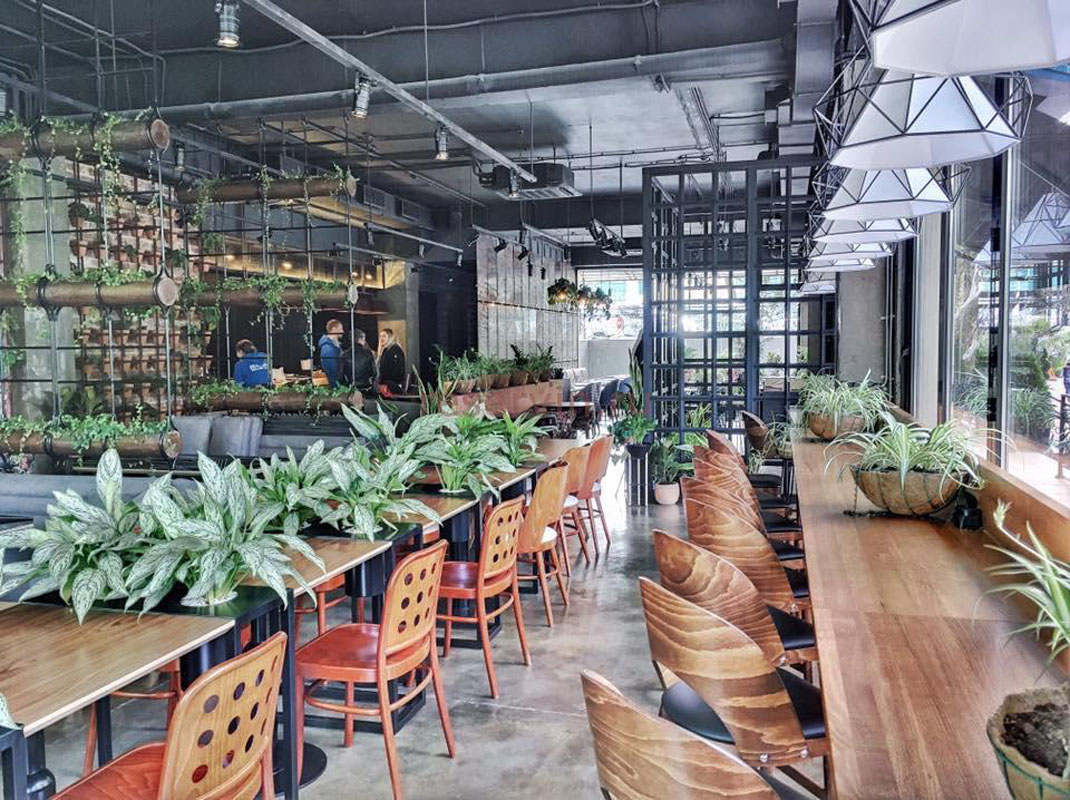 Основной зал — GROZA