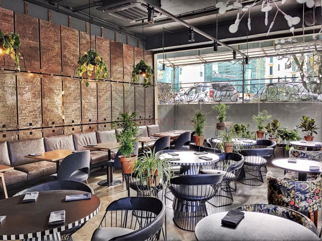 Основной зал — GROZA