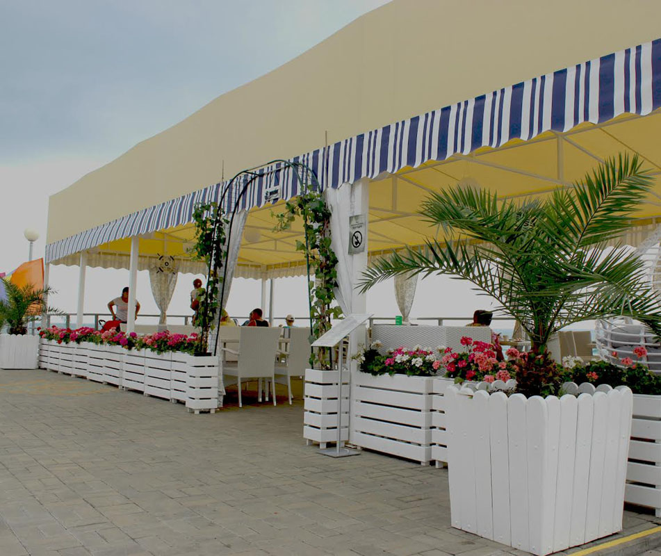 Основной зал — Кают-компания