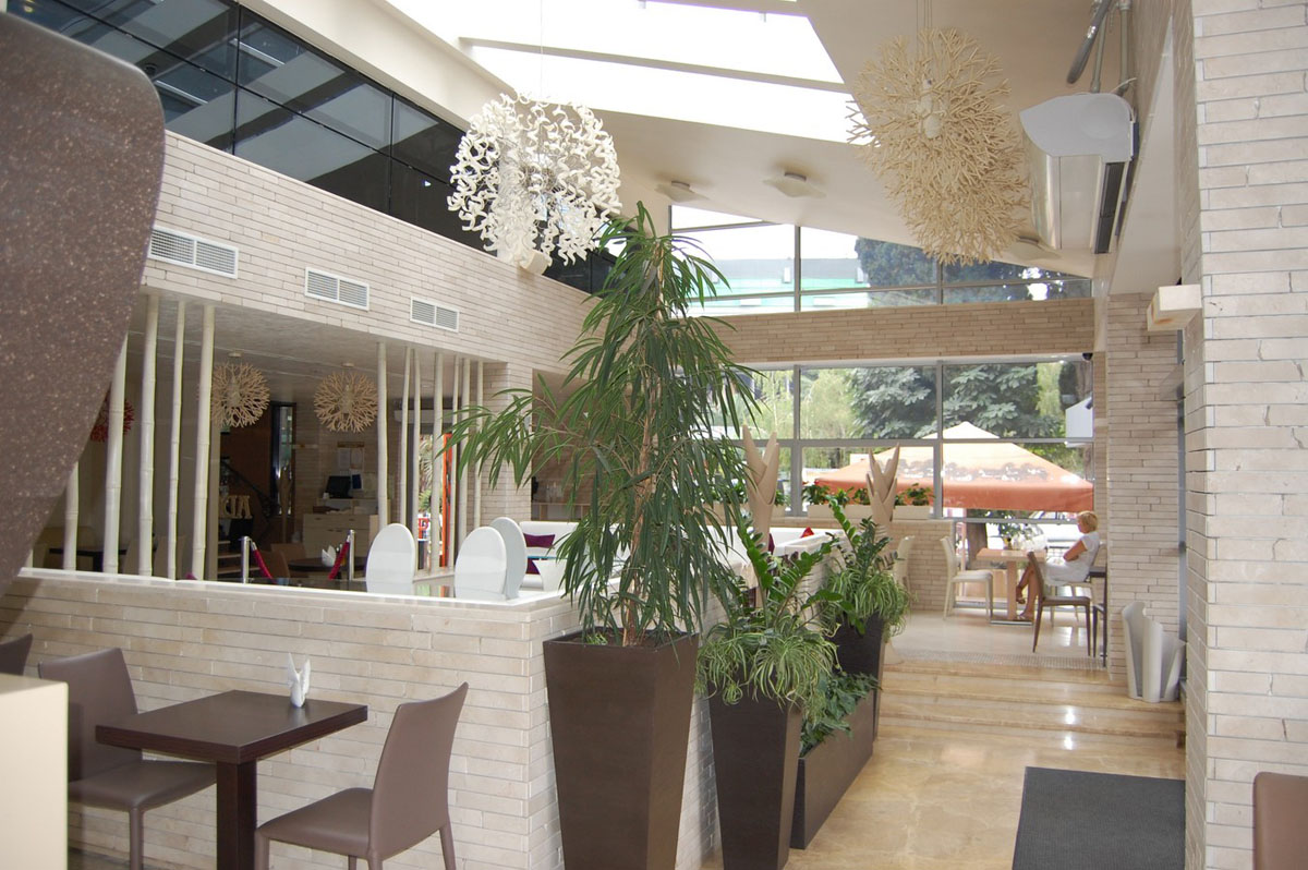 Основной зал — Adriano Soul