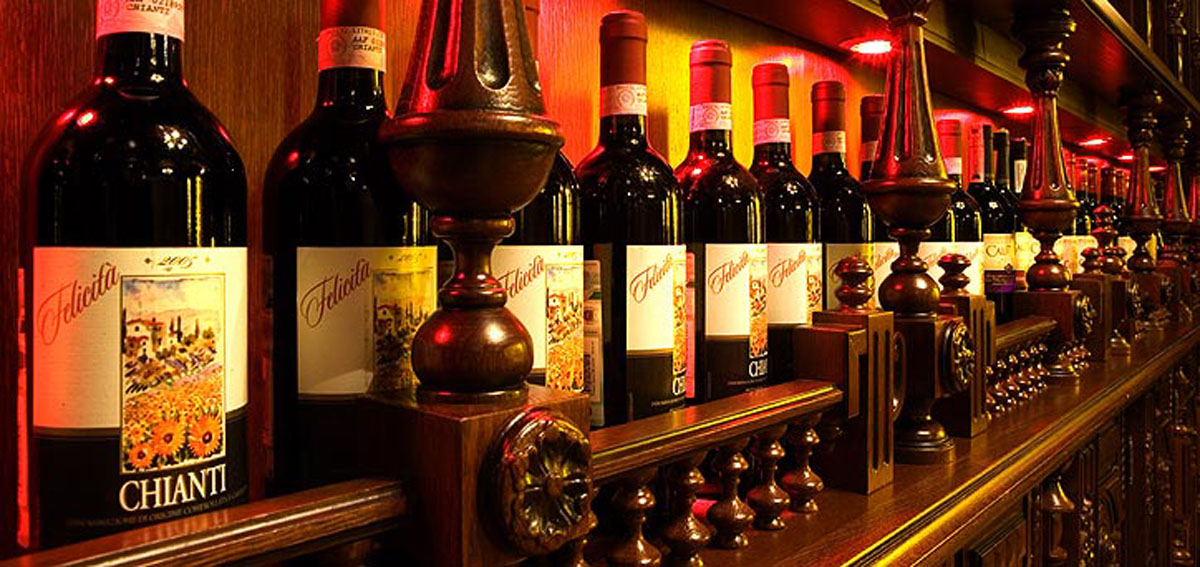 Основной зал — Ресторан Пенаты