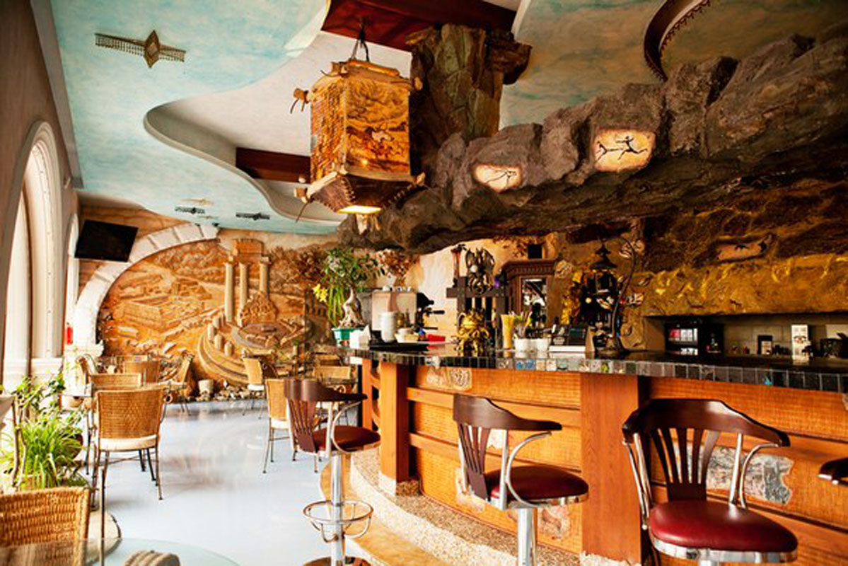 Основной зал — Вавилон