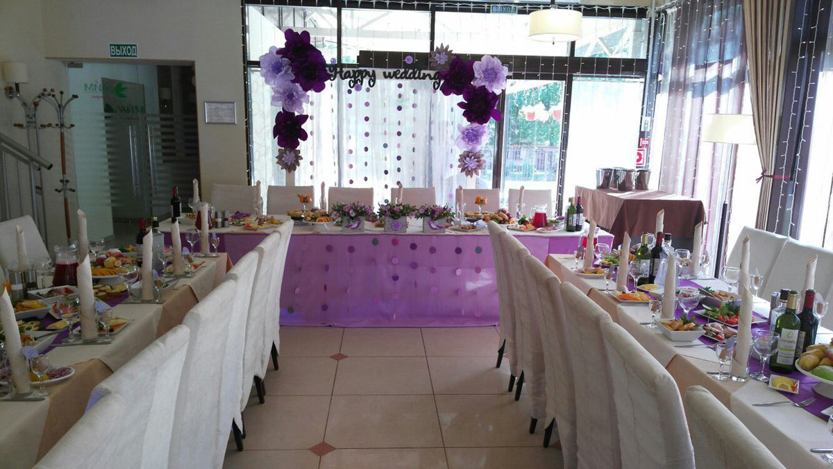 Основной зал — Ресторан-бар Лайм