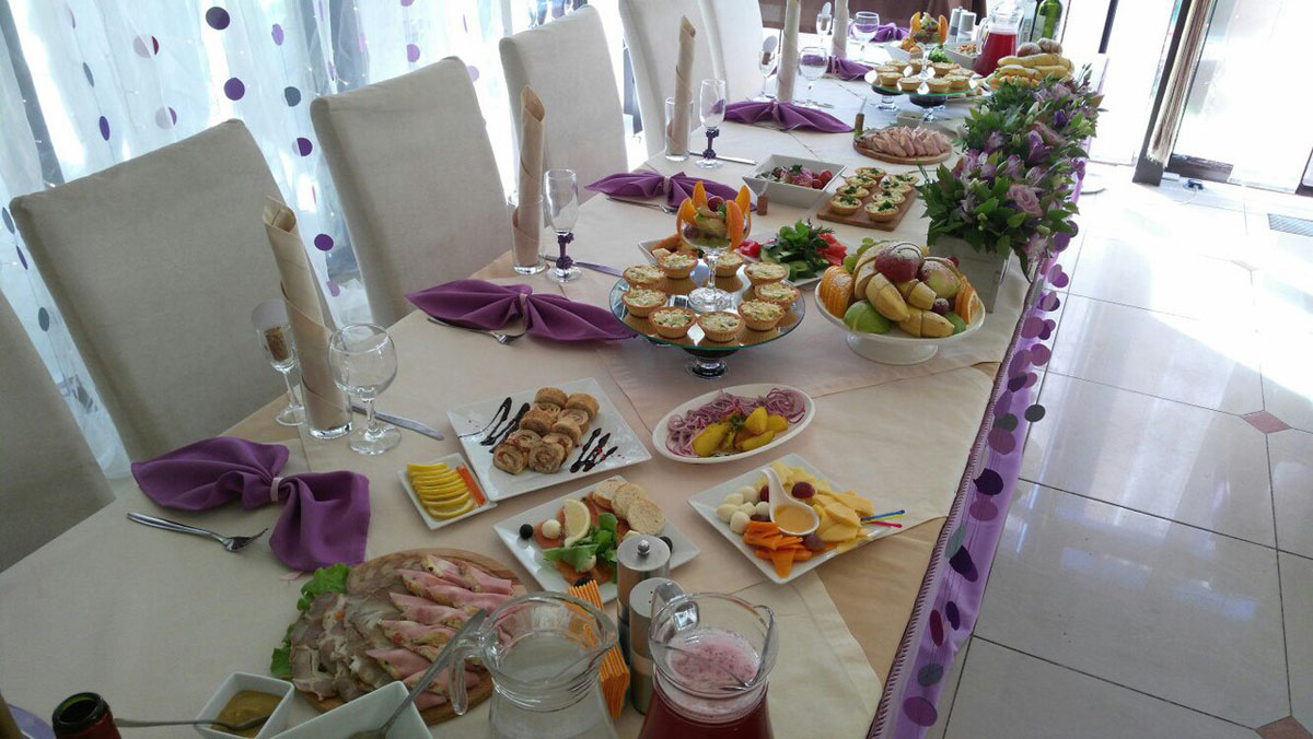 Основной зал — Ресторан-бар Лайм