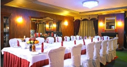 Зал Гербовый