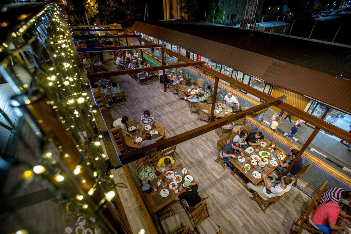 Зал на 300 человек