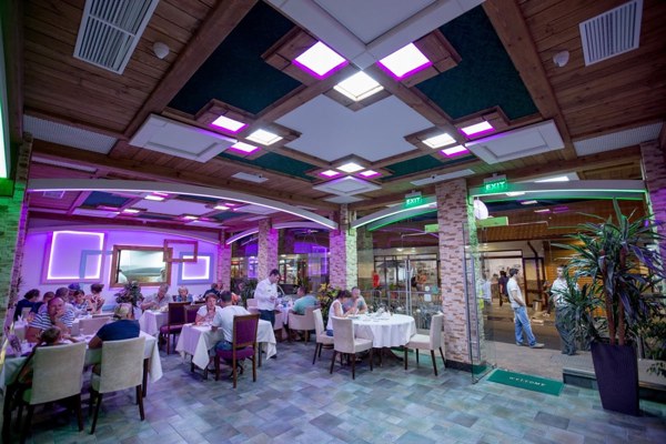 Зал на 80 человек — подробнее о зале