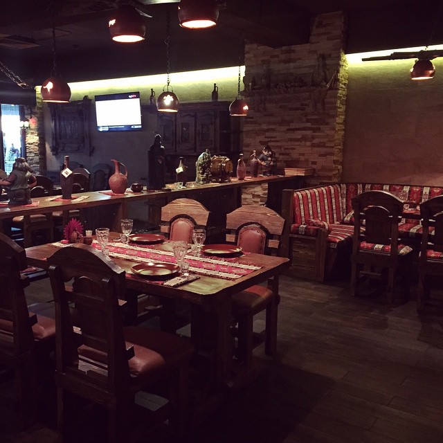 Основной зал