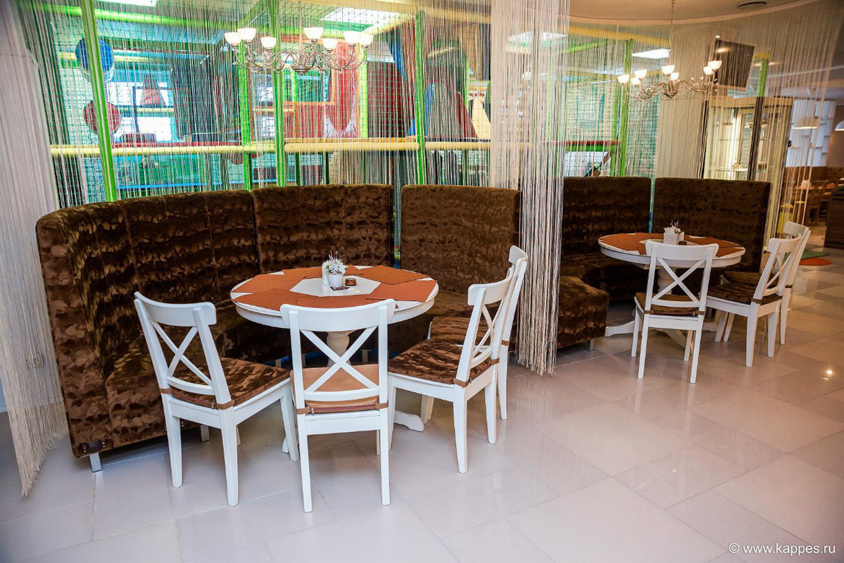 Основной зал — Семейное кафе Лукошко