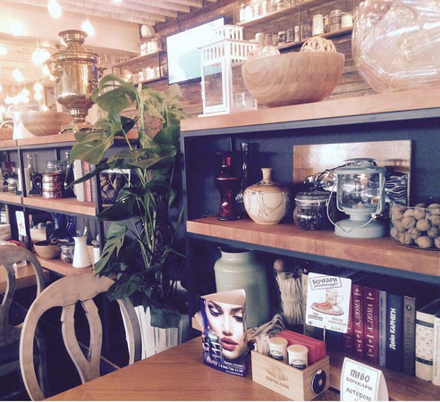 Основной зал — Бочкари