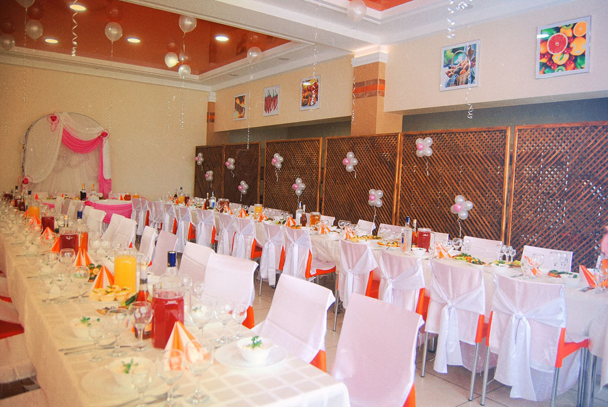 Основной зал — Кафе Колибри