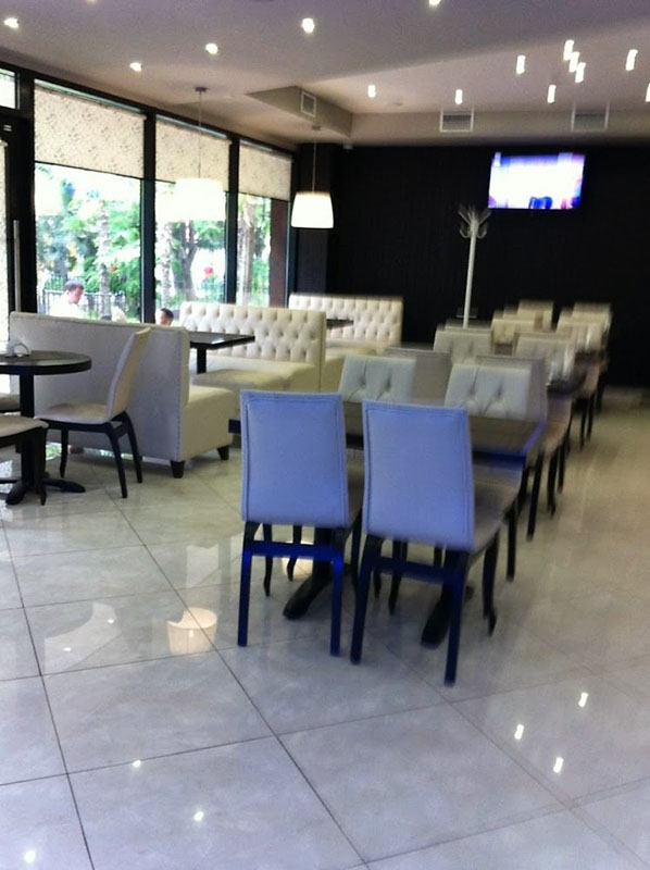 Основной зал — Кафе-караоке Light