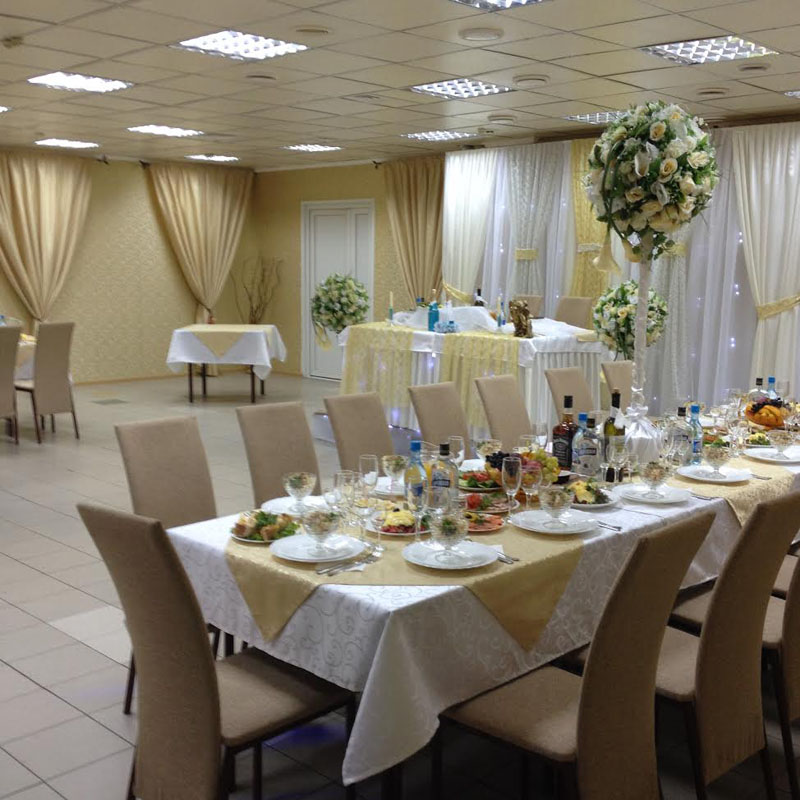 Основной зал — Караоке №1