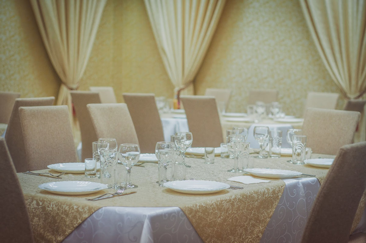 Основной зал — Караоке №1