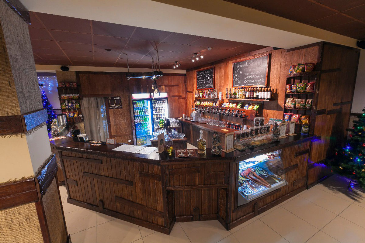 Основной зал — Пивной бар Сибирский трактир