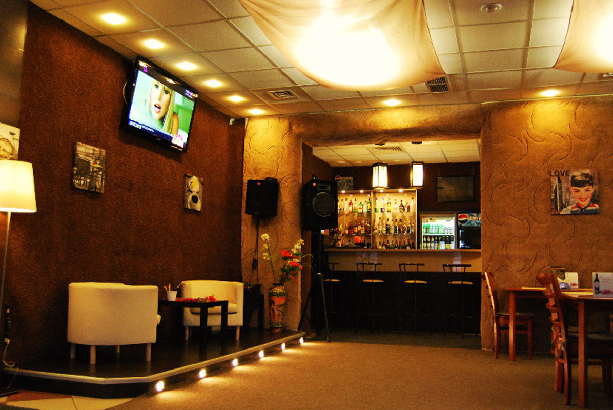 Основной зал — Койот