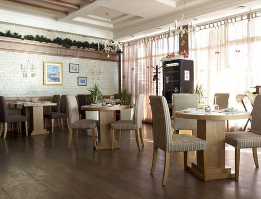 Логотип Royal Fish