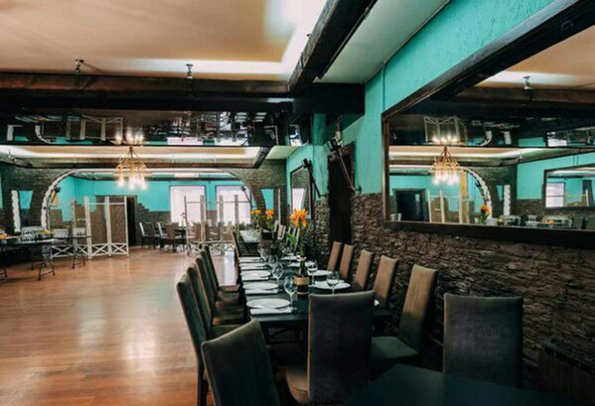 Основной зал — Гранд-паб