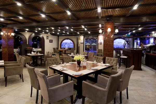 Зал на 120 человек