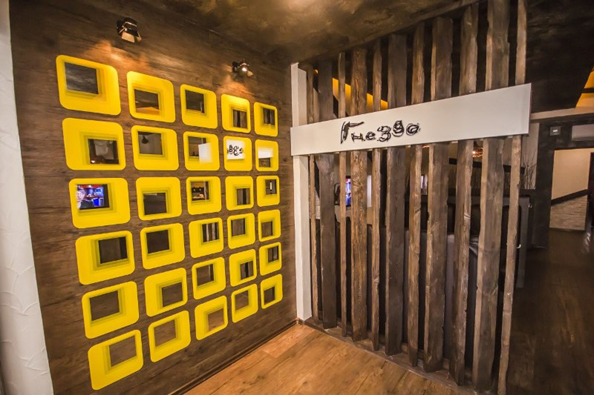 Основной зал — Кафе Гнездо