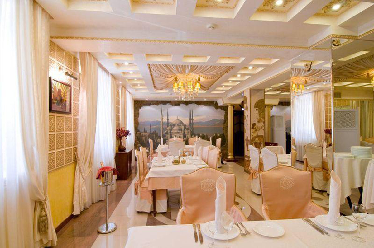 Основной зал — Фидан