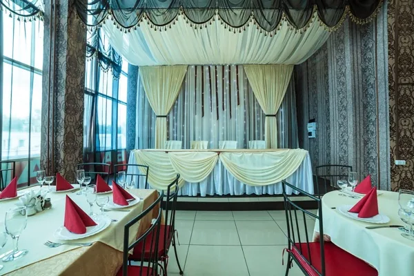 Банкетный зал Банкетный зал — интерьер зала