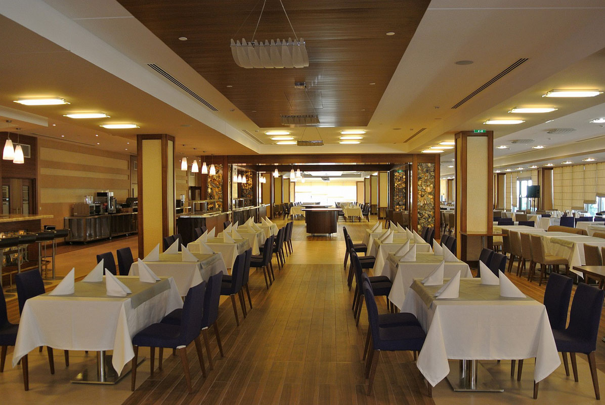 Основной зал — ОК «Дагомыс»