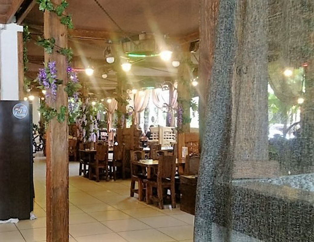 Основной зал