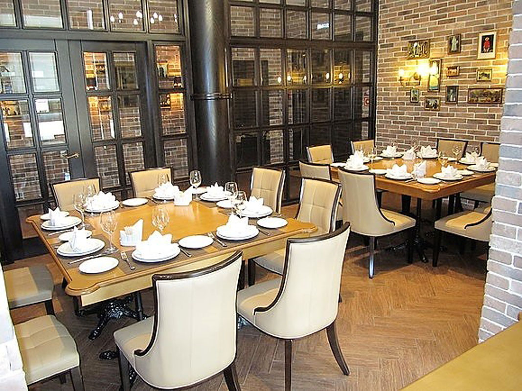 Зал на 100 человек