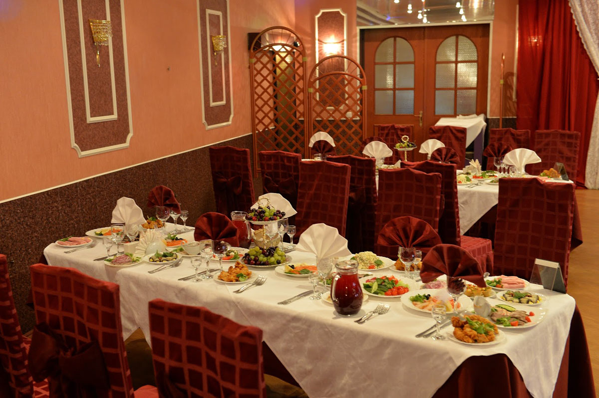 Которосль — Банкетный зал, фото банкетного зала