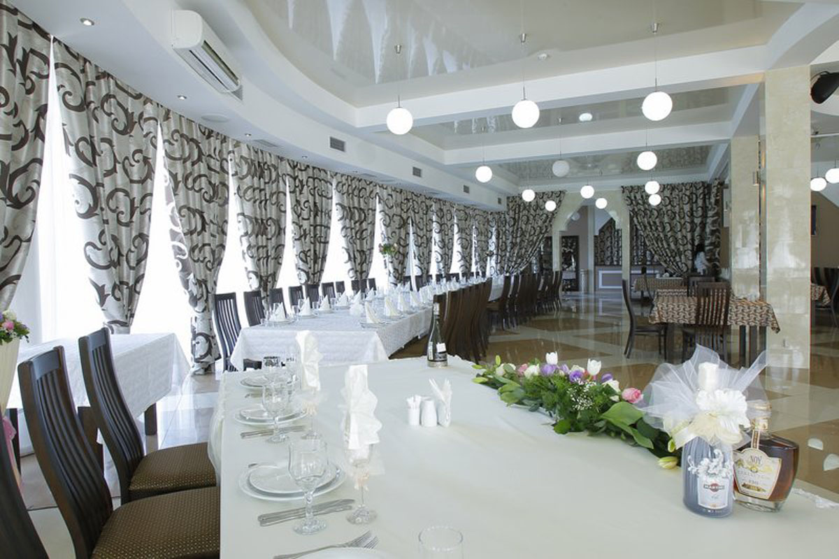 Основной зал — GAGRA