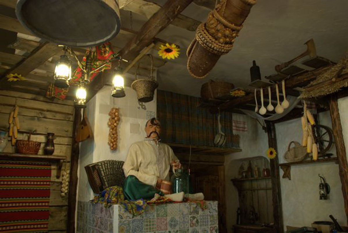 Основной зал — Кафе Богата Хата