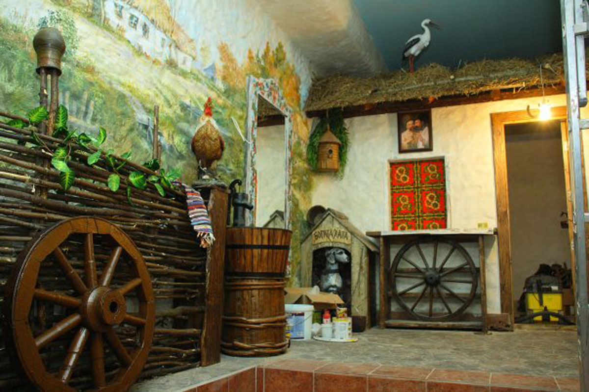 Основной зал — Кафе Богата Хата