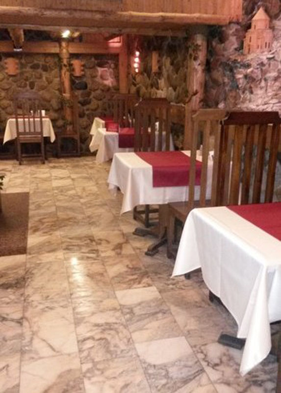 Основной зал — Ресторан Монарх