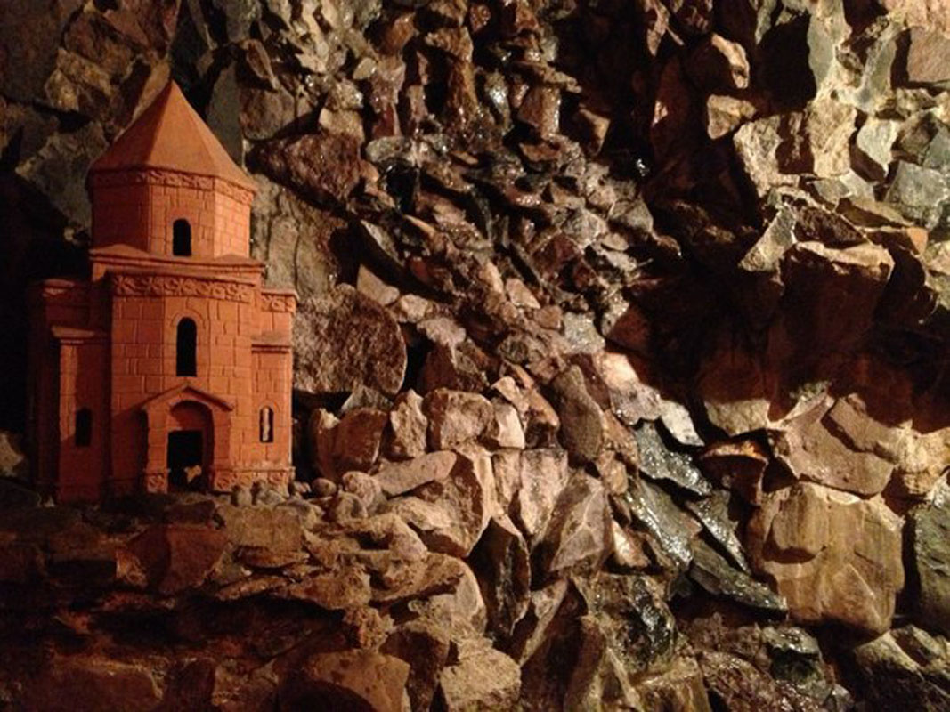 Основной зал — Ресторан Монарх