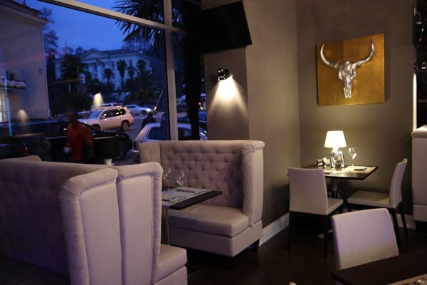 Логотип Гости