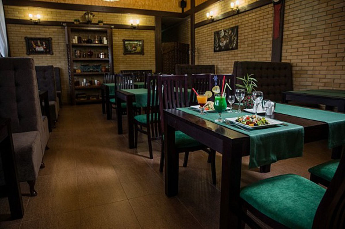 Основной зал — Абрис