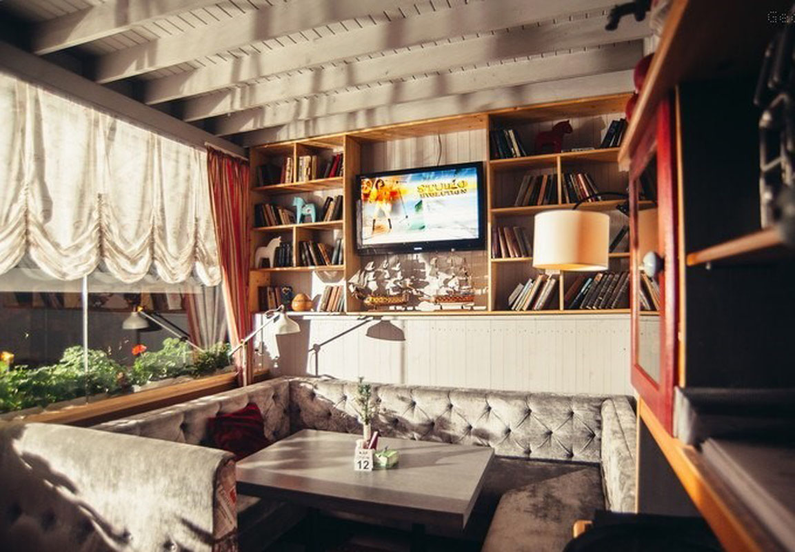 Основной зал — B.S.F.