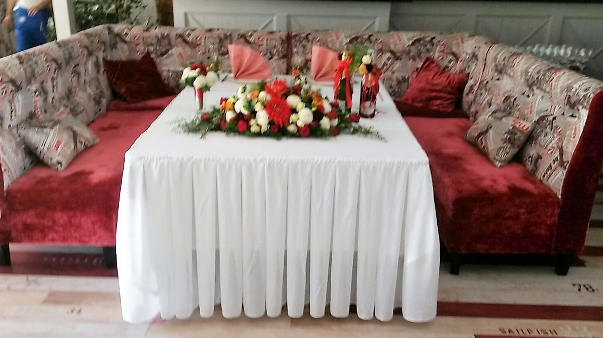 Основной зал — B.S.F.