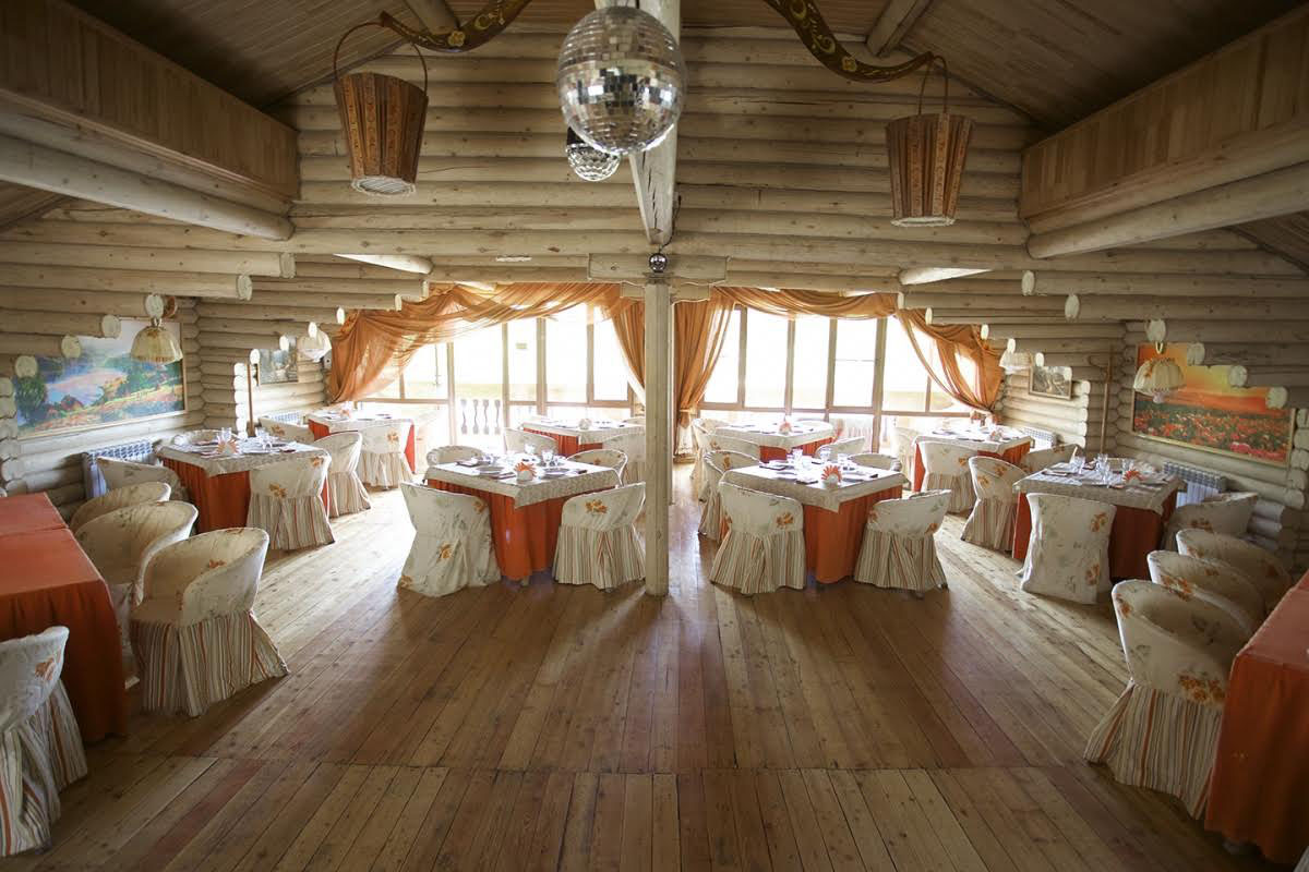 Основной зал — Иваныч