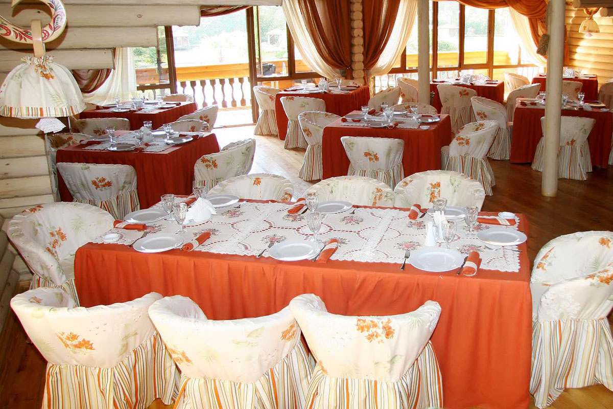 Основной зал — Иваныч