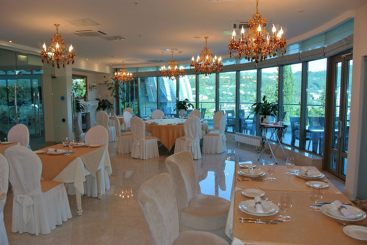 Основной зал — Меркурий