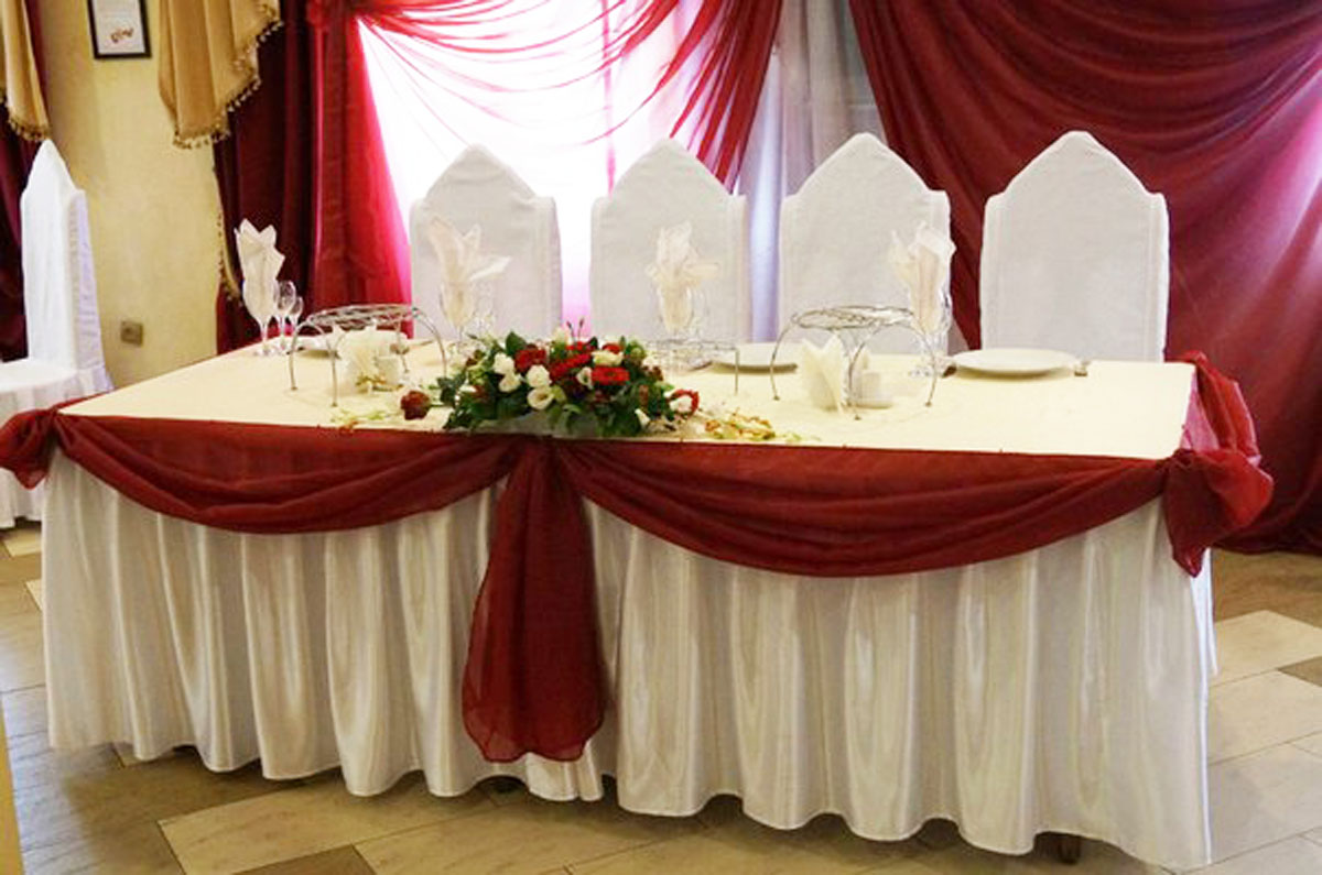 Основной зал — Кавказская пленница