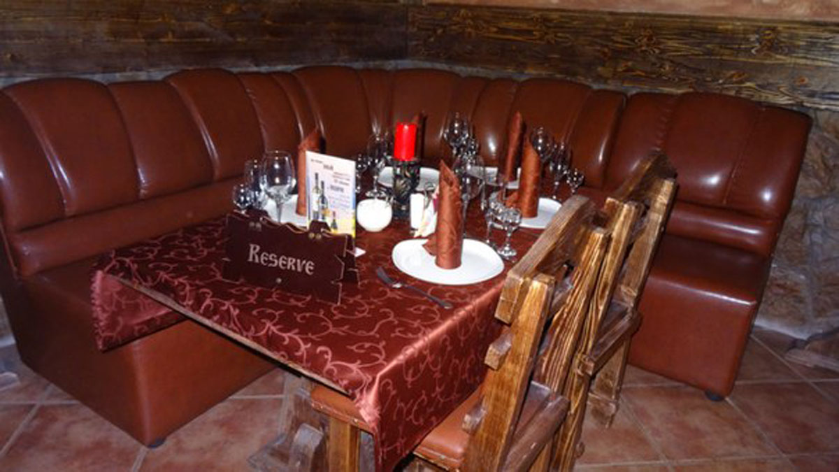 Основной зал — Кафе Амброзия