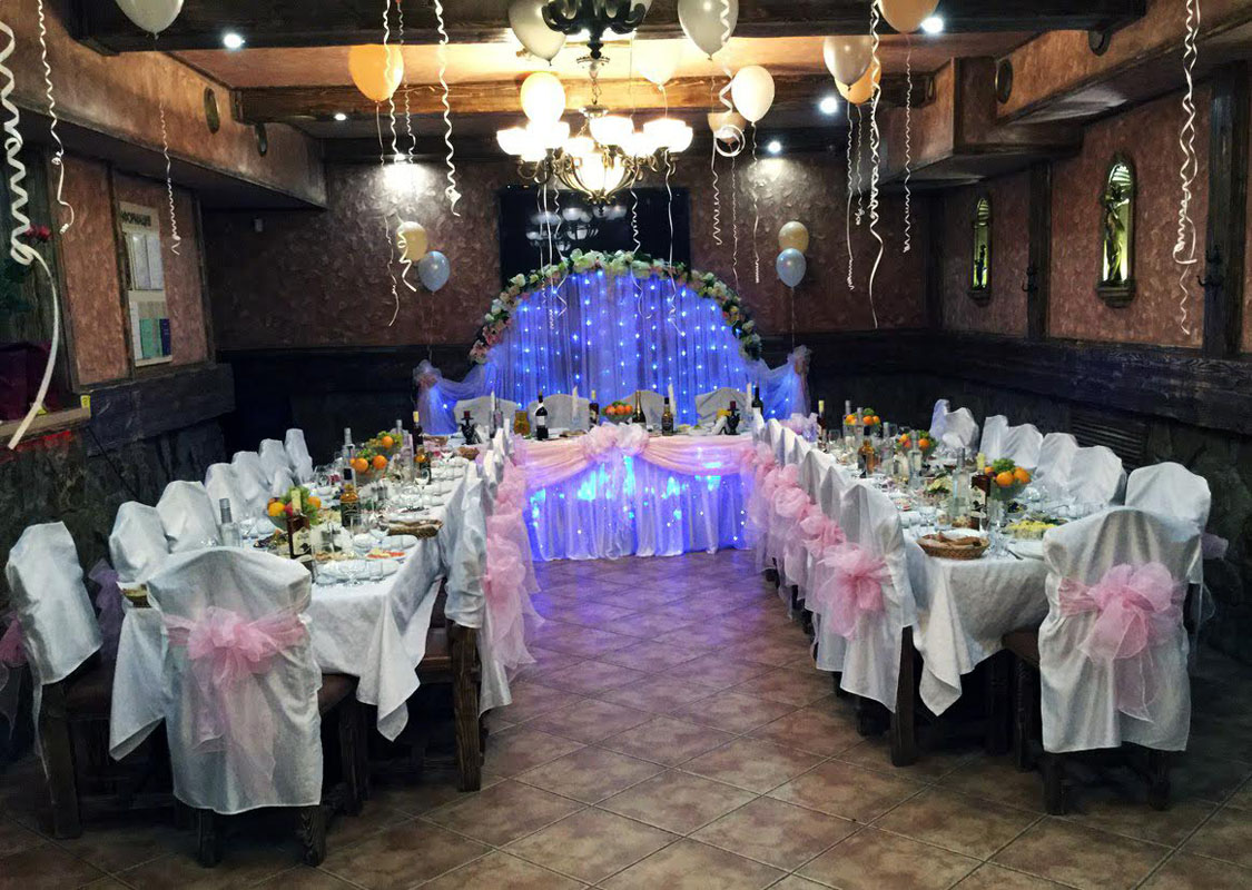 Основной зал — Кафе Амброзия