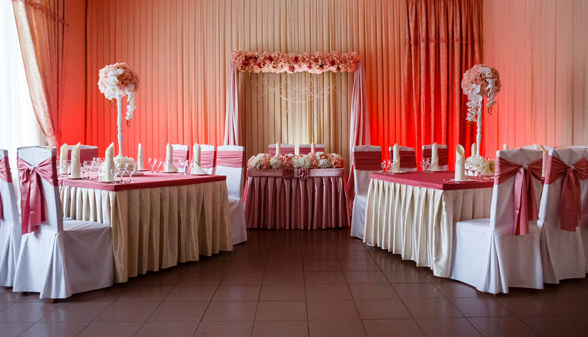 Основной зал — Трактир Купец