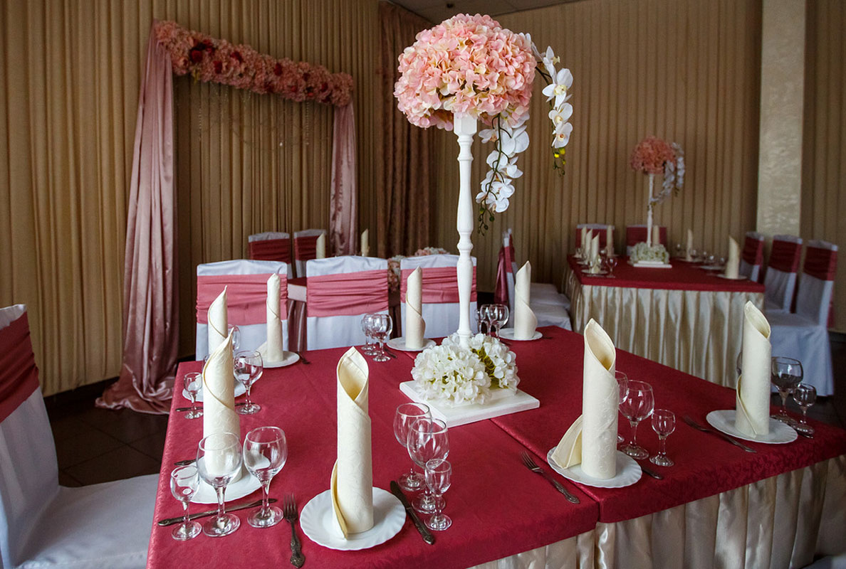 Основной зал — Трактир Купец